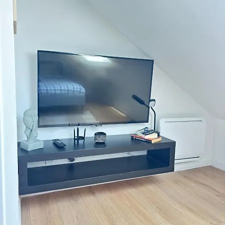 Appartement Soh Rent 1tv - Wifi Near Train Station *